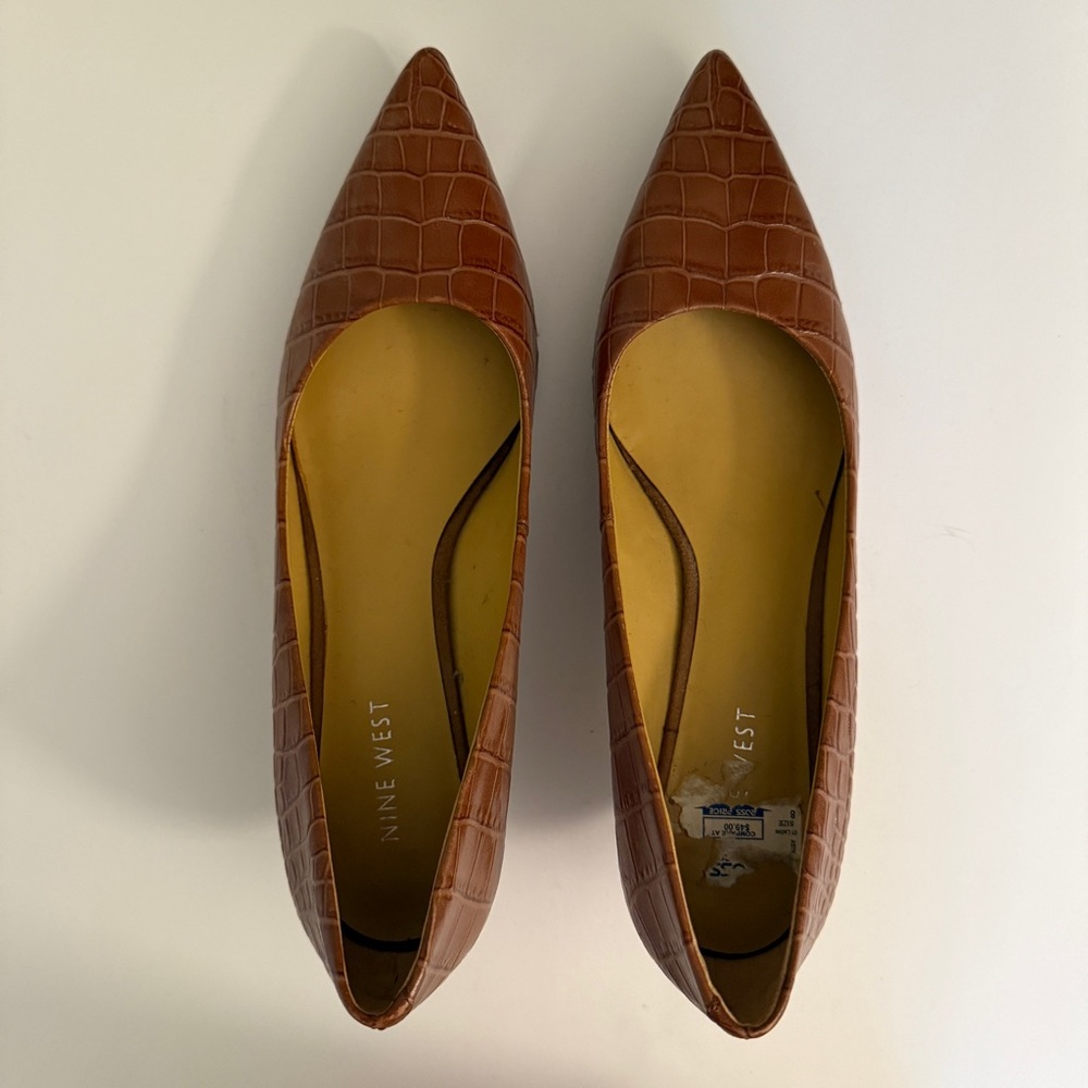 Nine West brown Croc-Patterned Women's kitten heel - size 8